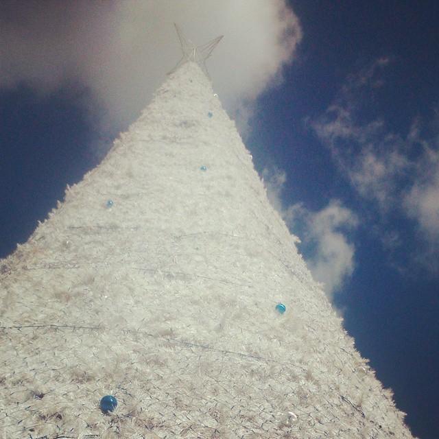 HumbertoCastr65's tweet photo. #dulcennavidad #plazalaislacancun http://t.co/YcfhVUuHm5