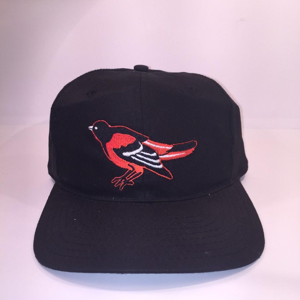 SnapGods's tweet photo. Retweet if you would wear these SnapBacks!  

#VintageSnapBack    

http://t.co/dl7kWIQS3a http://t.co/5I6WUg8LM0