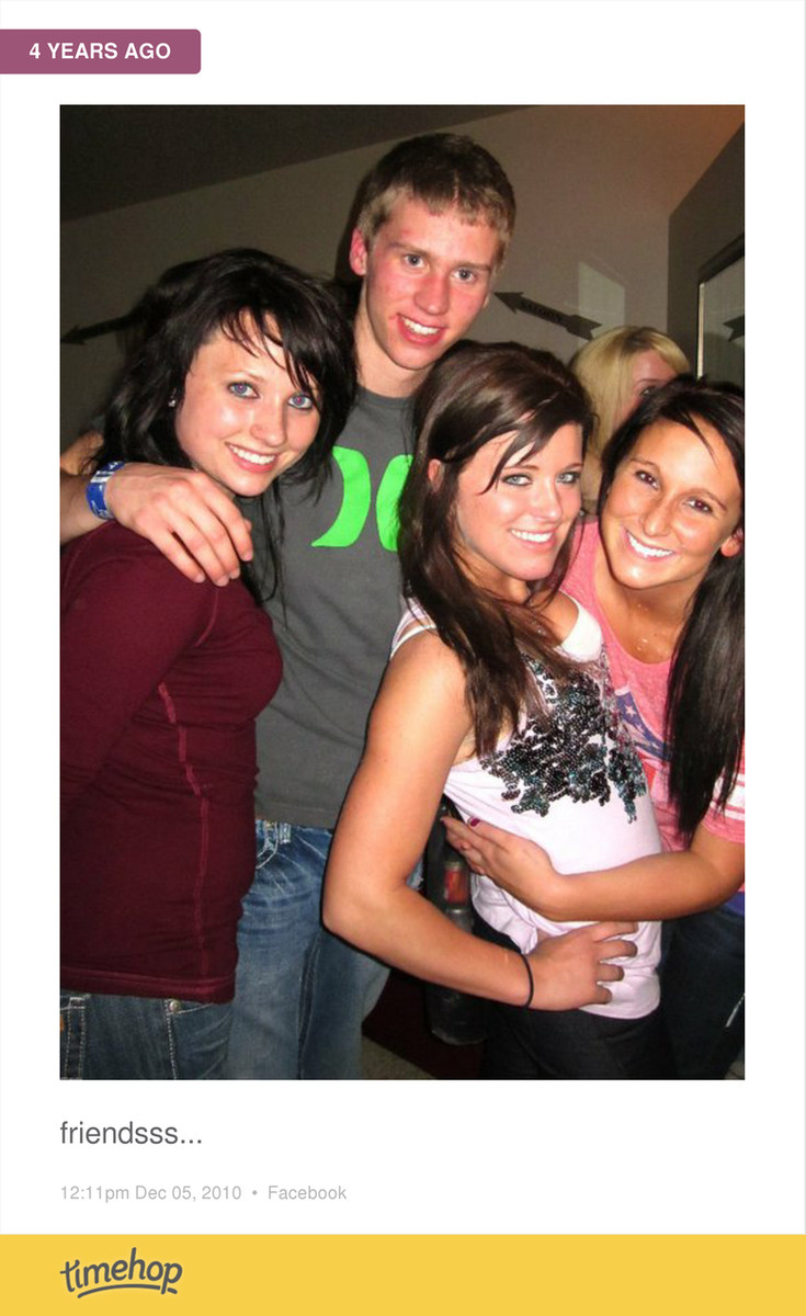 ShantelMarie14's tweet photo. Lol to the night me and billi changed shirts at the party  http://t.co/1AOkl3bTKe http://t.co/jIHlTjUhLj