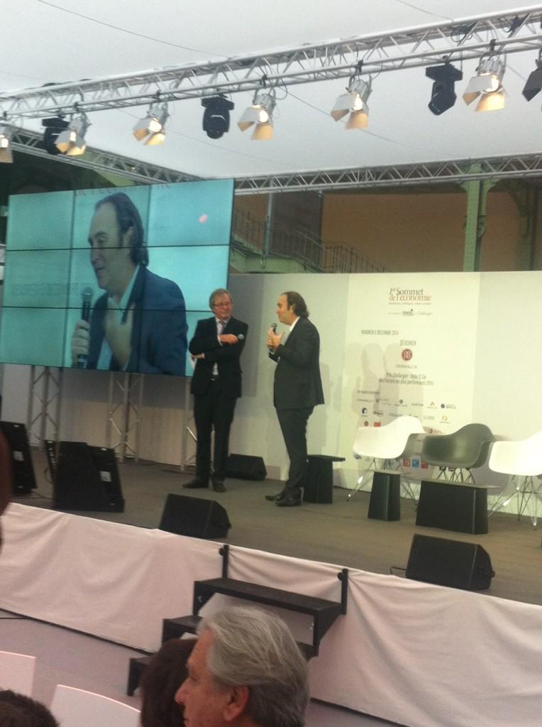 c_degasquet's tweet photo. Xavier Niel @xavier75 évoque avec passion, la belle croissance de Free, au Forum Osons la France #ForumOLF @ForumOLF http://t.co/zW9WVUciQF