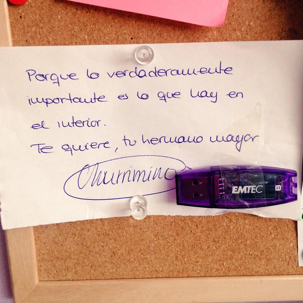 verosampedro's tweet photo. No tengo palabras para describirlo. Gracias otra vez a todos. 🙈🙈❤️❤️ http://t.co/WlA4dIiE46