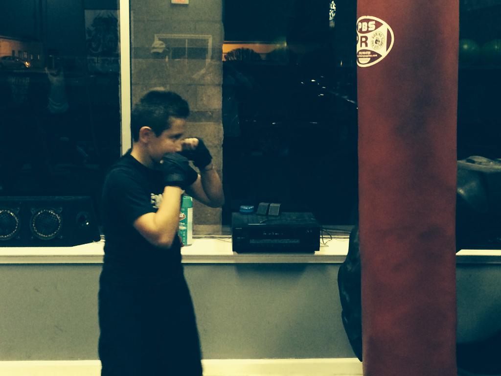 BoxingMid's tweet image. Join our youth boxing program. We teach kids great self defense, encourage fitness, and teach strong values.