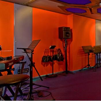 TheHenPlanner's tweet photo. Looking for guaranteed #henparty fun? Why we recommend @recordingdays in #london 👉 http://t.co/mXh2IZdN4d #xfactor http://t.co/yOq6lS86OV