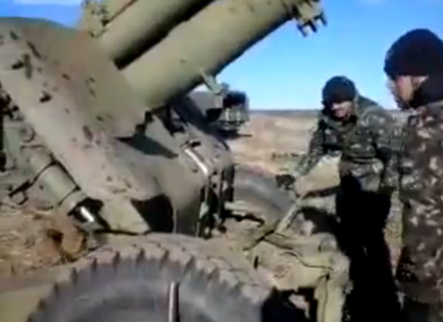 JulianRoepcke's tweet photo. From 122mm(D-30) to 152mm - the #Russian_army delivers.
Russian forces #Msta_B fire in Nov.
https://t.co/q2mV5AqU2h http://t.co/SgfFZKWpHy