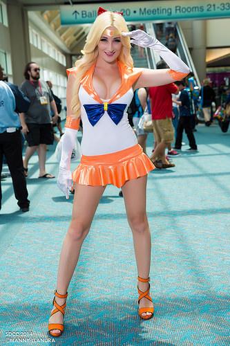 ToyScavenger's tweet photo. @HollytWolf is our first #DailyCosplayer today with her brilliant #SailorMoon #cosplay always top quality! http://t.co/vKArcULL64