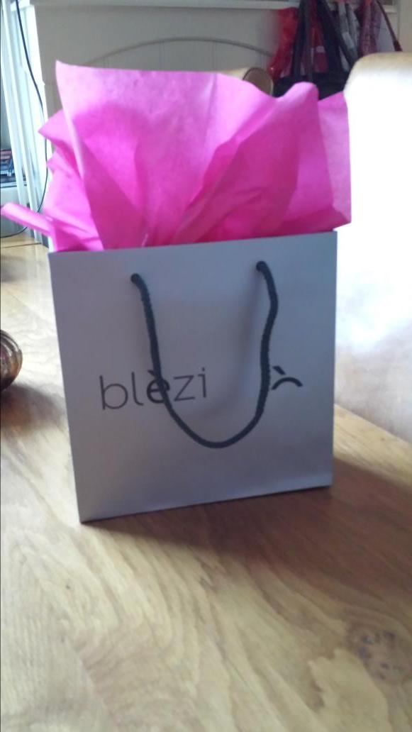 Op zoek naar een sinterklaas kado geef een heerlijke bon van blezi. Dit is een hoogwaardig natuur product. Pl rt