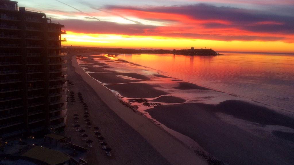 Hectorjr71's tweet photo. #RockyPoint #LifeHere is Beautyfull http://t.co/QanehUrzZZ