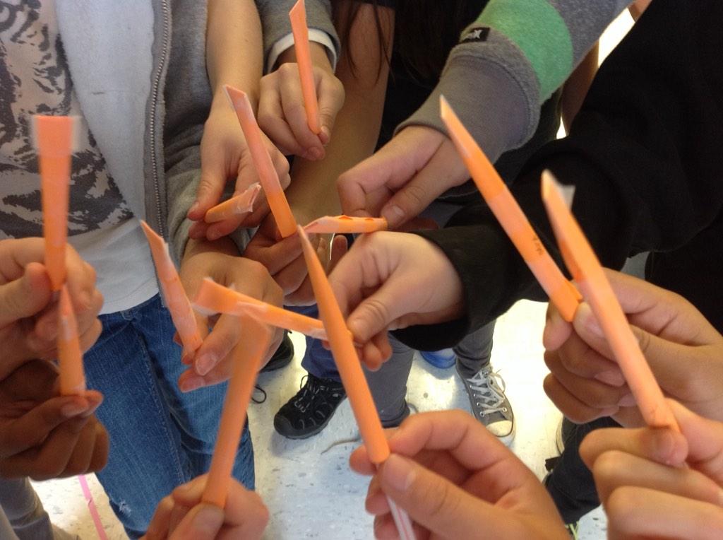 mwilkinson3's tweet image. #Math5 celebrating @NASA_Orion launch making @ulalaunch Delta iV soda straw rockets. #RogueSocial