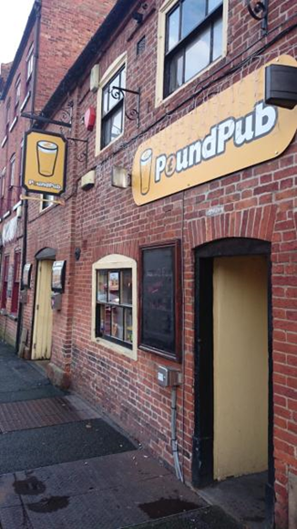 LuminaFood's tweet photo. @PoundPub in Newark - offers all bottles &amp; half pints at £1, pints £1.50 http://t.co/ZuekF0vbL6