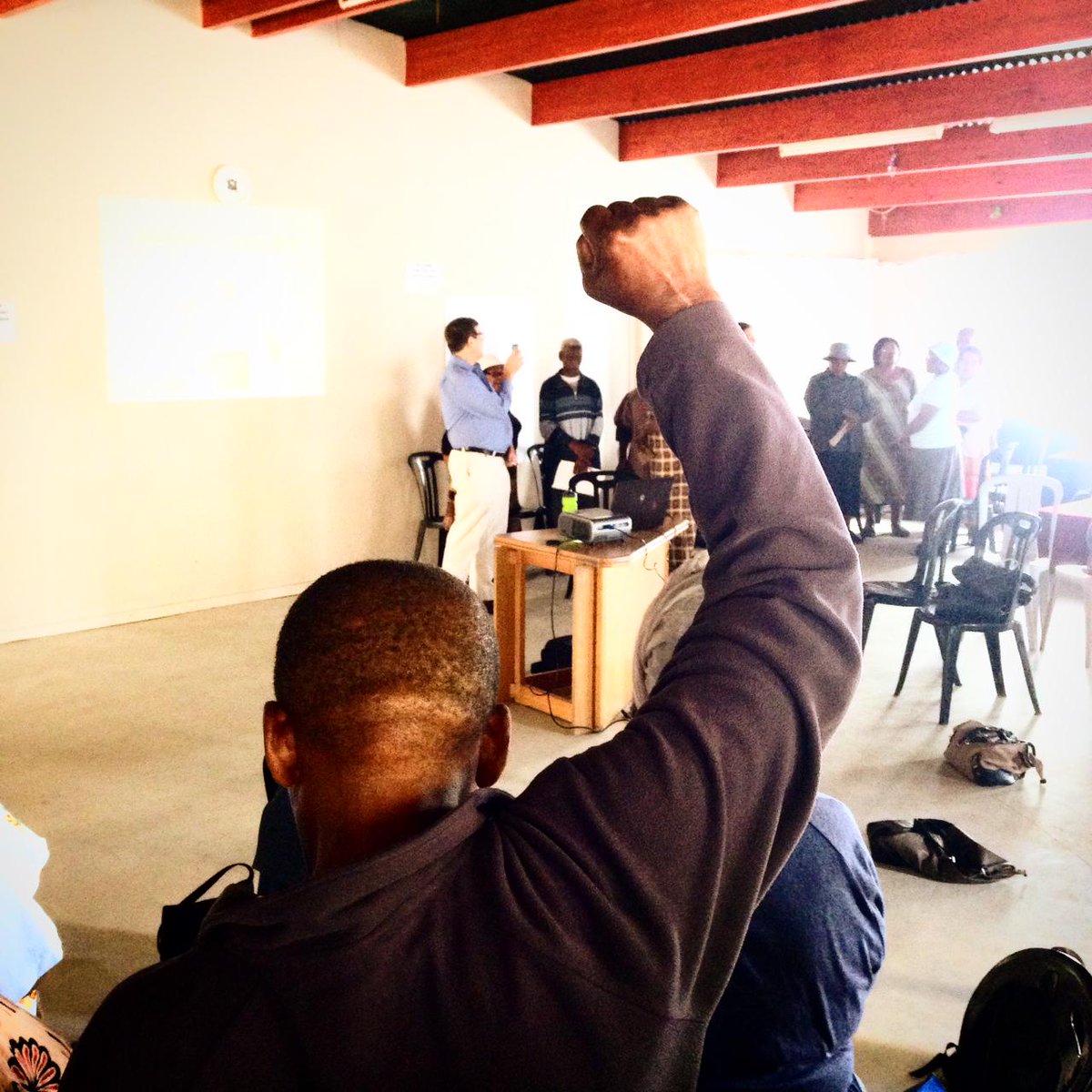 AgeWellGlobal's tweet photo. Today the elders of Mandela Park celebrate and remember their neighborhood's namesake. #RememberMadiba http://t.co/IM3hIyrRG4