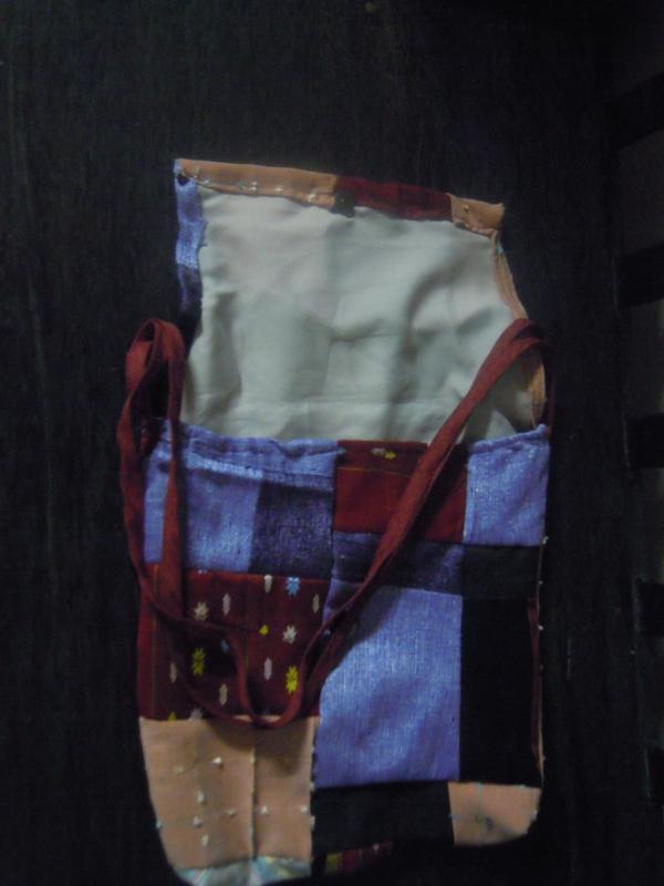 AddiaDarn's tweet image. Handmade Upcycled Shoulder Bag,Multi-piece/color of Cloth #tysRT ewoodworkingprojects.com… via @Yshop01