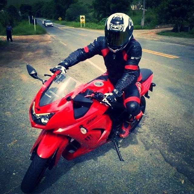 Listo para el fin de semana #Pasión2Ruedas #HJC #motos
