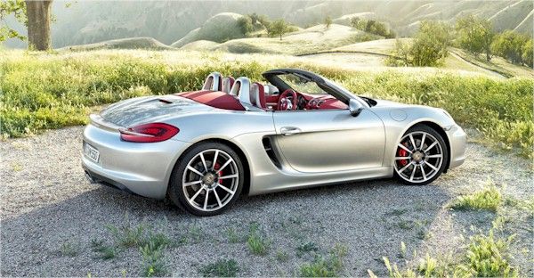 Auto: richiami di Porsche per i modelli sportivi Boxster, Cayman, 911 e 911 Turbo.