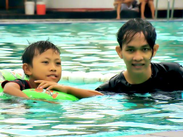 daniel_eLRama's tweet photo. With My Little Brother 😉😄 http://t.co/JpjLXCH8H4