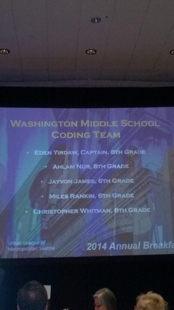 JenEstroff's tweet image. .@urbanleague206 presents the #WashingtonMiddleSchool #CodingTeam Great work!