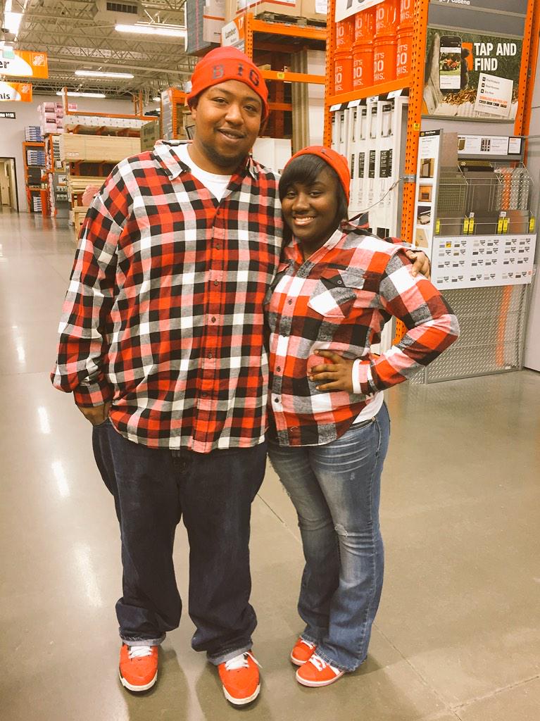 TaraD_YL's tweet photo. Twin Day at 2316!!!! @NalleyChris @Millaya @KGibsTHD @murphy3088 http://t.co/Khpciu9QdG