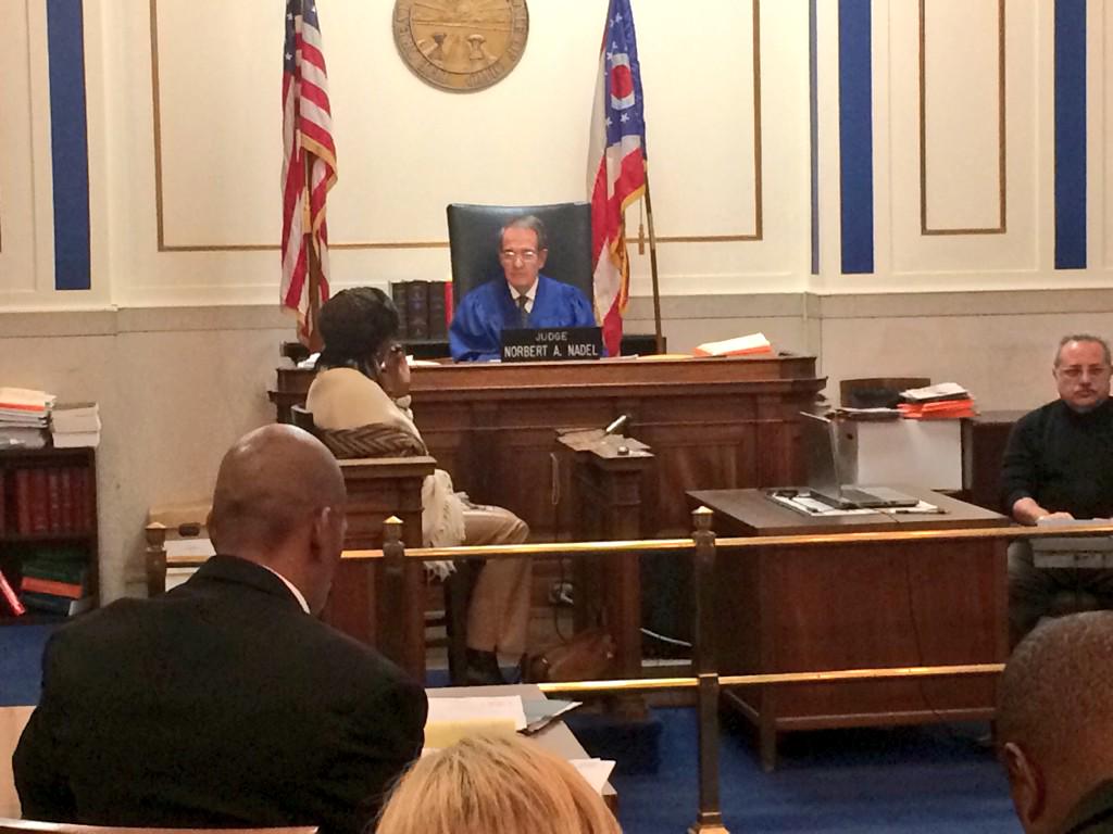 JodyBarr's tweet image. #TracieHunter character witness reciting Lord&apos;s Prayer to sentencing judge.