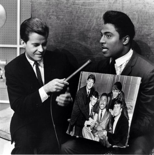  Happy 82nd Birthday to Little Richard .....the architect of rock and roll. 