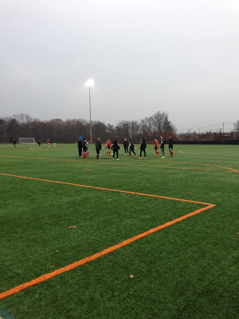 loudounsc's tweet photo. Lovely weather for the games tonight. ☔️☔️ #98bred #98gred #loudounsoccer  #RepTheRed http://t.co/ponETmyOTV