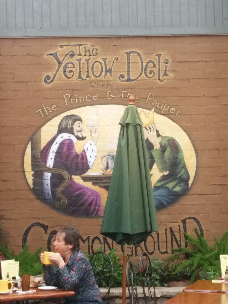 ShopLocalVegas's tweet image. Eating #Local in Vista, CA at @TheYellowDeli #eatlocal #shoplocal