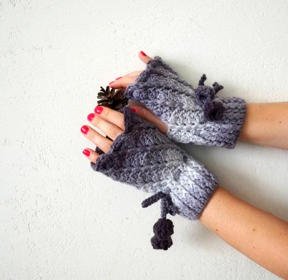 Which <a href="/mammba7/">Mammba</a> mittens will fit for you? 
Order on etsy.com/shop/MAMMBAacc…