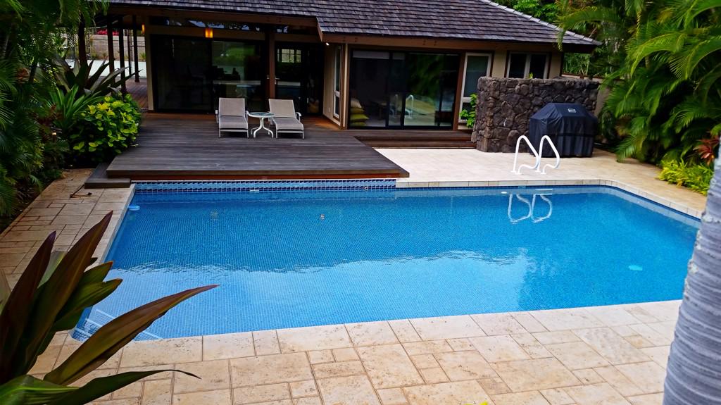 The deep eddy swimming pool is the oldest know concrete swimming pool. It was built in 1915 in Texas. #pool #swim