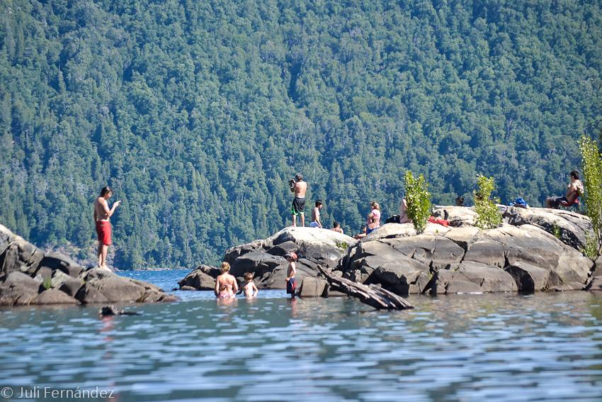 patagoniaplaza's tweet photo. Donde vas a descansar este #FindeLargo ? Te invitamos a #sanmartindelosandes http://t.co/seNsLRlF3G