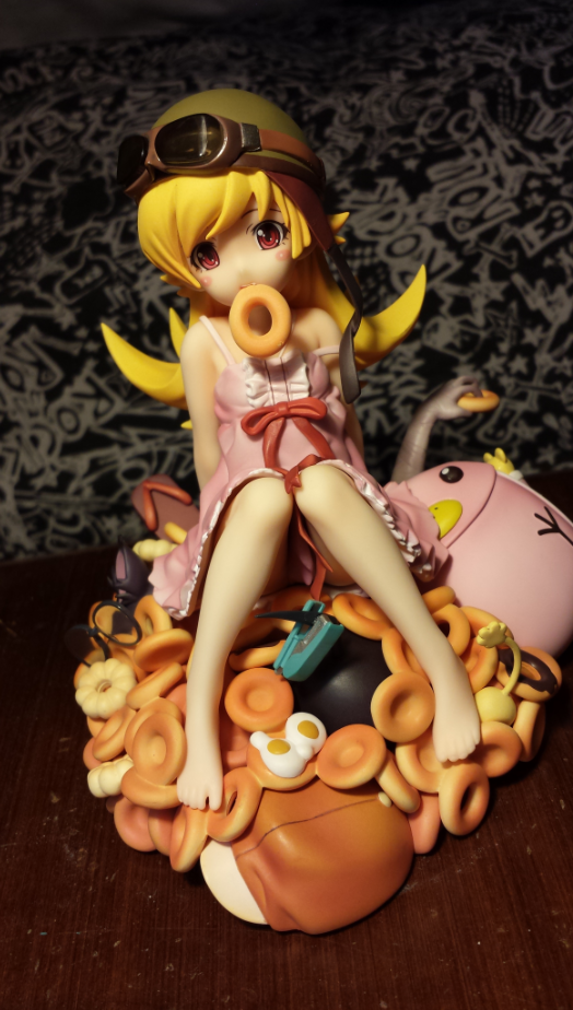 Vehxus_'s tweet image. Finally got my figure of Shinobu from Bakemonogatari (化物語)!