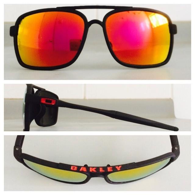 AdalbertoSldn's tweet photo. #Oakley #negro #rojo #insta #instachile #instaventas #summer #sunset #dot #dotclub #Lentes #gafas #moda #mejor #f... http://t.co/kn2H0IhwtV