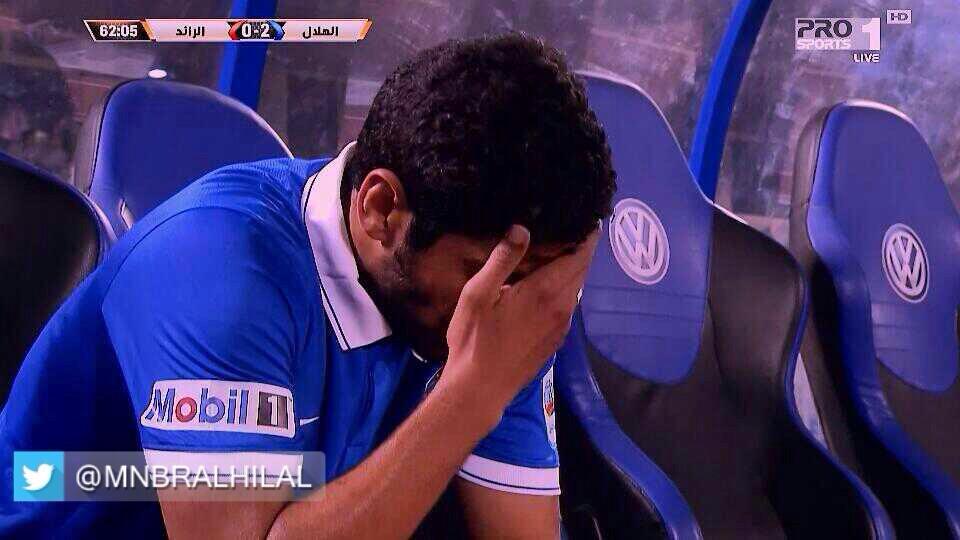 @Bnt_uae92 
خنقتن العبره يوم نواف راح له يوم سجل 😭💔