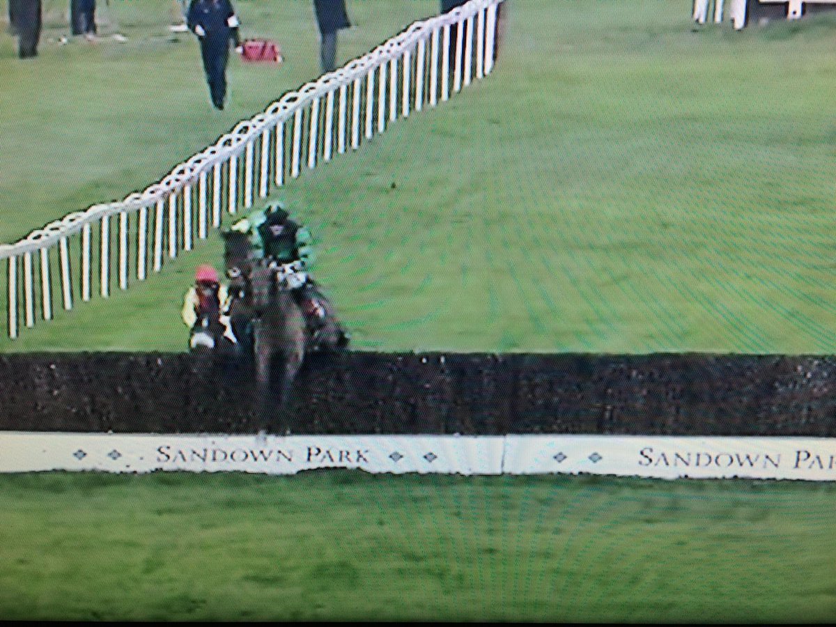 amajox's tweet photo. Congrats @amajox @MaxKendrick WINS #Coldunell Hcap Chase @Sandownpark Paul Webber #FirmOrder #topjock #lovesandown http://t.co/SVhF3z0OAS