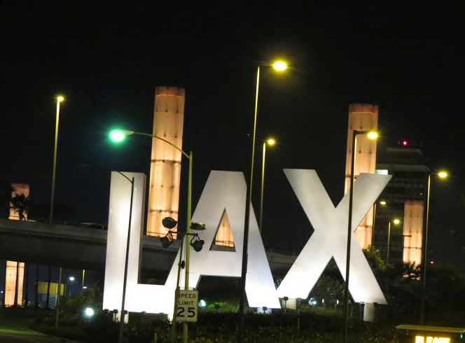 LightUpYellow's tweet photo. Thanks to @flyLAXairport for taking part in #LightUpYellow. More photos can be found on FB: http://t.co/kOI3zDAEC0 http://t.co/DVcgChGjQ1