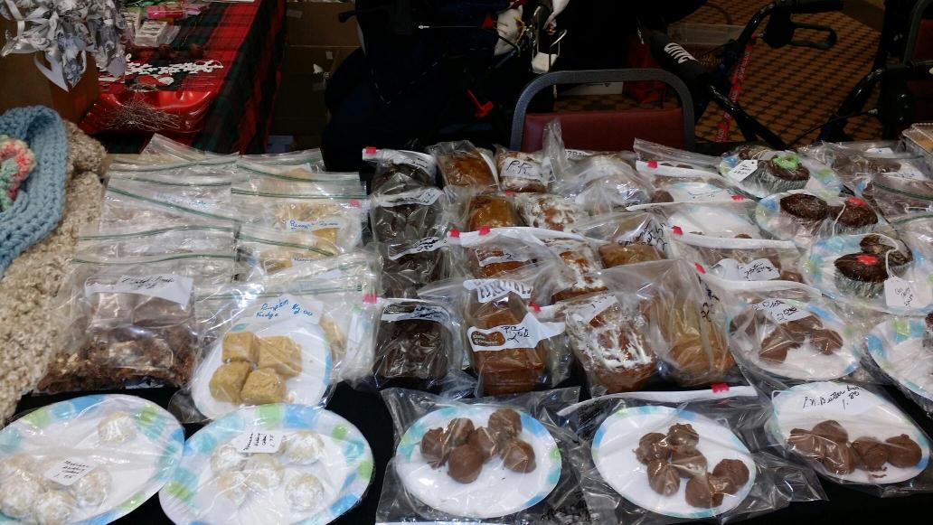 DanK10001's tweet photo. Annual holiday bazaar @ Vineyard Heights Assisted Living http://t.co/DPW5jNRjap