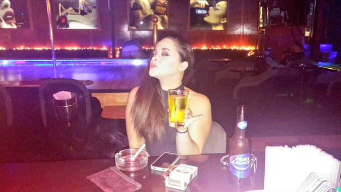 Just another day at the "office" http://t.co/h45jvfoYHt<a href="/tag/selfie"class="tags"><span>#selfie</span></a><a href="/tag/pantyhose"class="tags"><span>#pantyhose</span></a>