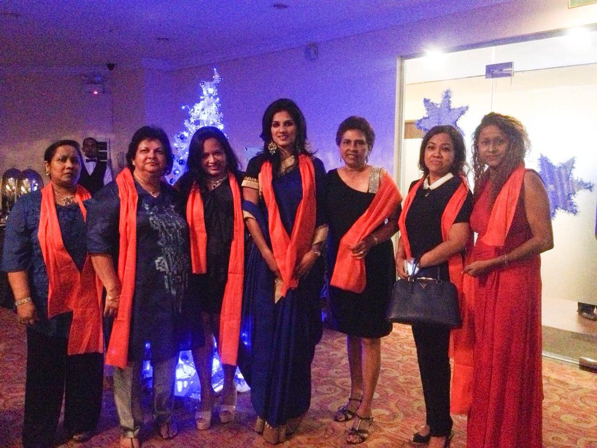 sarrahsammoon's tweet photo. @UKinSriLanka We wear orange as we believe, empowered women make the world a safer place! #WCICSaysNO #orangeurworld http://t.co/PMHeEpHsKo
