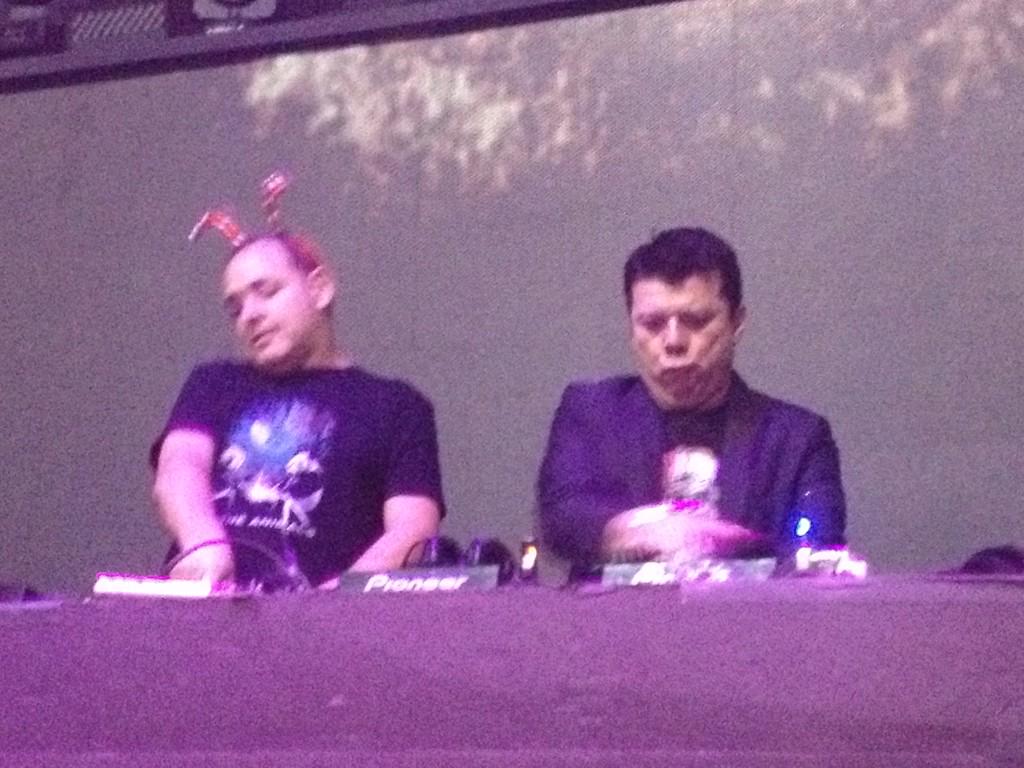 tonybanhkenobi's tweet photo. Last night at the 11th Annual #HolidayGroove @ExchangeLA #LA #EDM A special toy drive supporting LA's firefighters http://t.co/EKa4ggqt9n