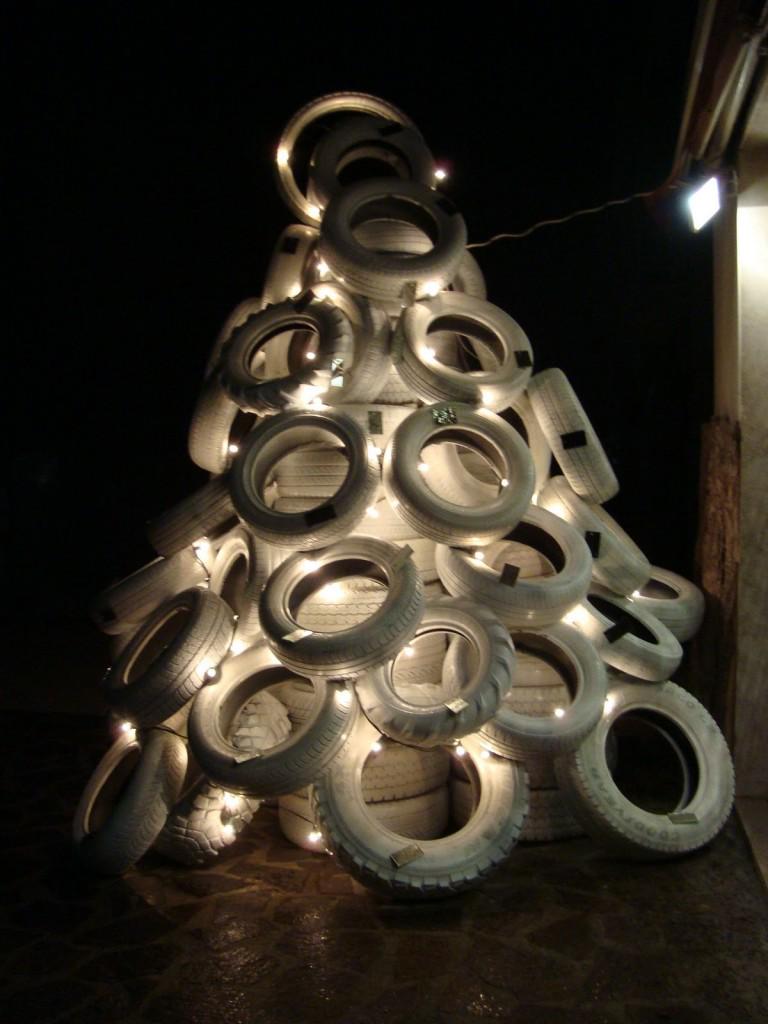 fare km in auto per  incontrare i tuoi cari per le feste va bene ma senza esagerare leottoterre.com #winelover