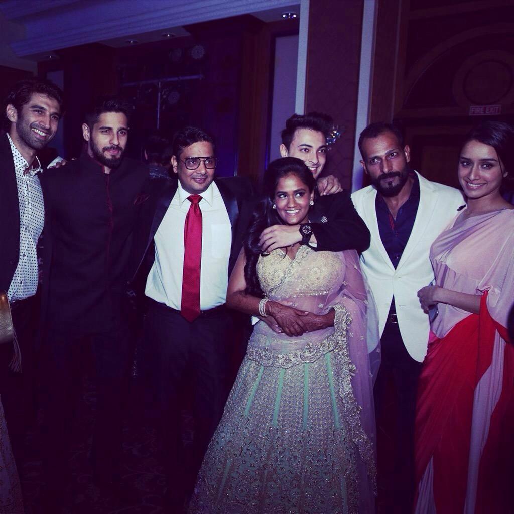 Aditya Roy Kapoor Wedding 28 Images Vidya Balan Aditya Roy Kapoor Wedding Kapur Kapurroyaditya