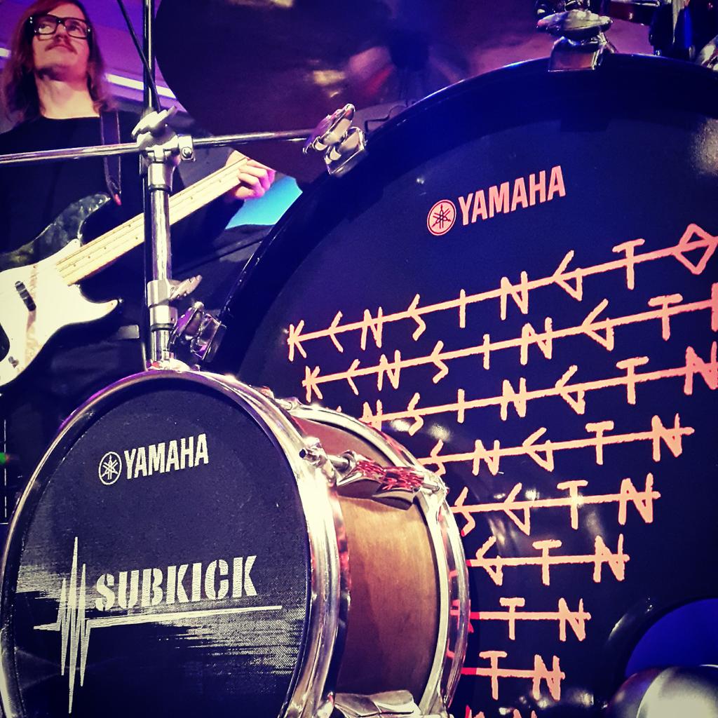 “<a href="/HumbertoTan/">Humberto Tan</a>: Vanavond 5 december <a href="/kensingtonband/">Kensington</a> <a href="/RTLLateNight/">.</a> #Streets #War ” #Yamaha. <a href="/mariacappon/">Maria Cappon</a> 👌