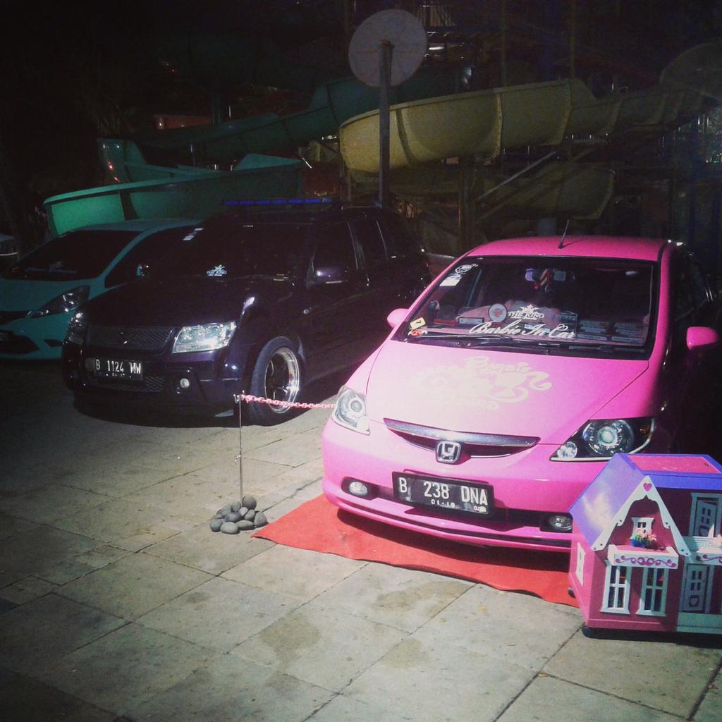 Auto modslide @pantaiindakkapuk 6 des 14 semangat borong piala ya barbie..jazie..idgv cc <a href="/ModifiCARtion/">ModifiCARtion</a>