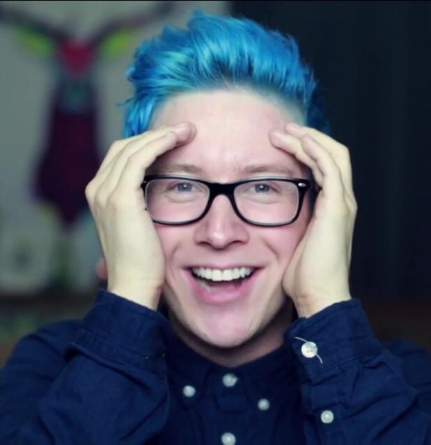 lixuidguilt's tweet photo. @tyleroakley YOUR REACTIONS WERE SO CUTE!🙈 #TylerReactsToTeensReact http://t.co/J9fSqrqztl http://t.co/PWR50jLuJy