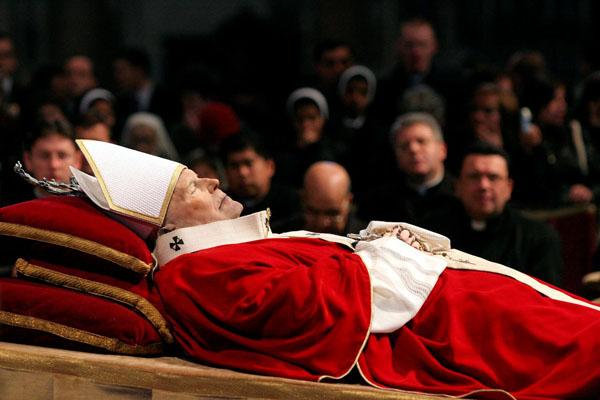 douglaslowell's tweet photo. Police cleared in shooting death of Pope. "He ignored repeated commands to lie down." #LivingWhileBlack http://t.co/T9cA6Odc2G