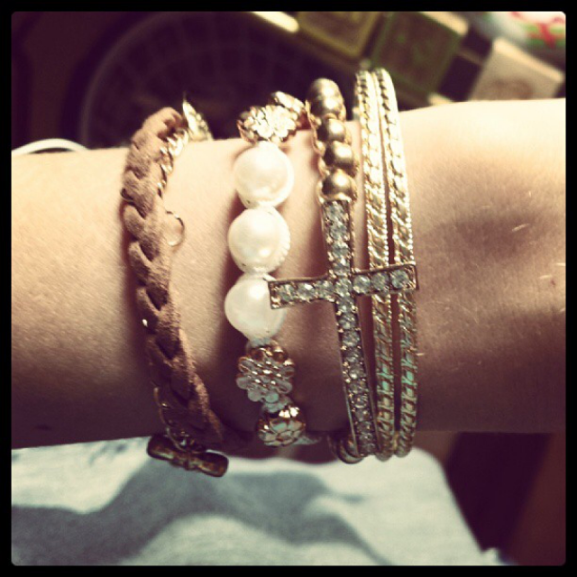 EndofRetail's tweet photo. Follow us on @instagram  for all the latest and newest jewelry from #EOR #endofretail #jewelry http://t.co/tuvkLqlJ0U http://t.co/ZlWdsJZho0
