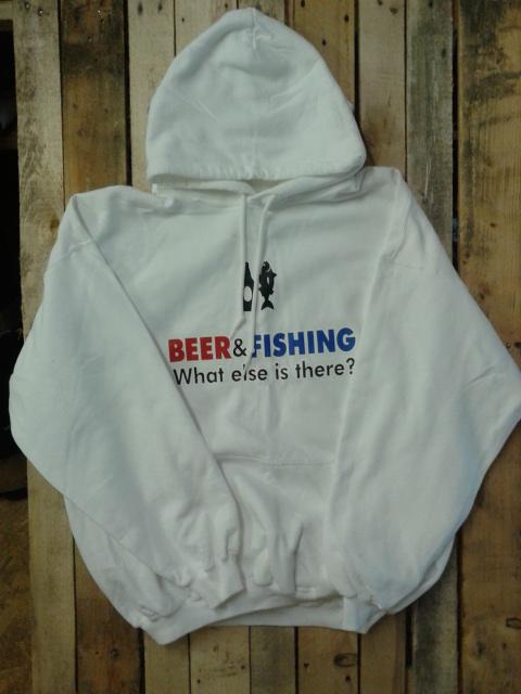 HookFishUK's tweet photo. Beer &amp; Fishing #fishing #HookFish http://t.co/1ryoDje4AP