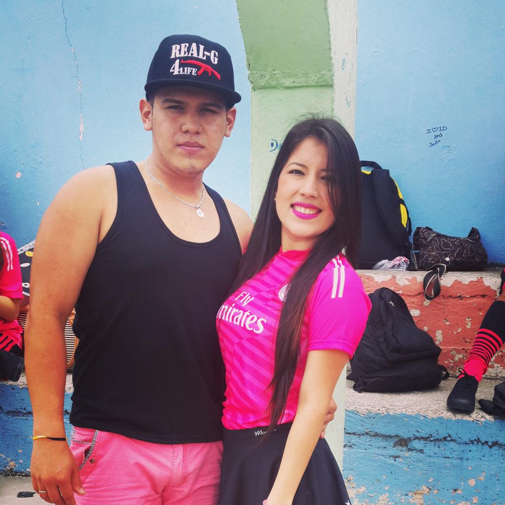 fernan12bsc's tweet photo. un fin de semana junto a ud :) te amo gordita http://t.co/IOKb47vodp