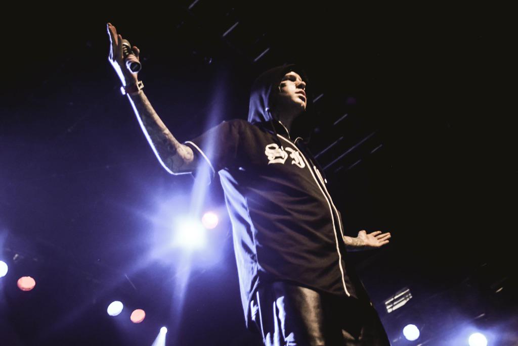 photo_sami's tweet photo. @FRONZ1LLA Follow? Lol ๐๐#OutbreakTour #Attila #FollowMeFronz #staysick http://t.co/zivjf00b9i