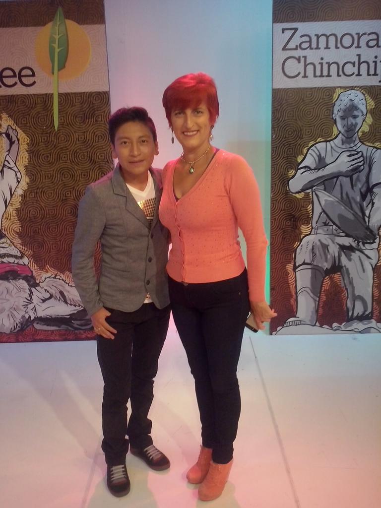 JhonMichaelEc's tweet photo. Entrevista en Ecuador Tv muy tempranito en la mañana seguimos trabajando http://t.co/oK2ySoxPnv