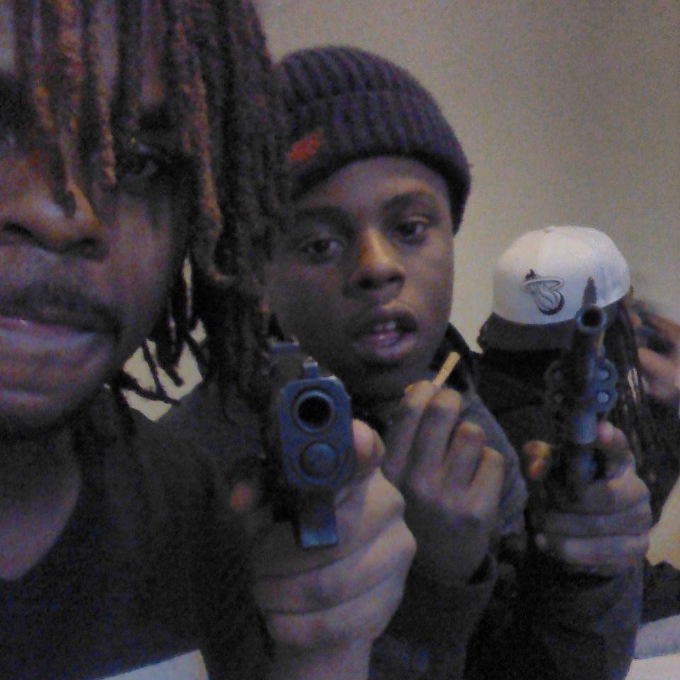 Backblock054's tweet photo. Gang Gang No Squad Squad Nigga 
😈🅾 http://t.co/p28c9toTTq