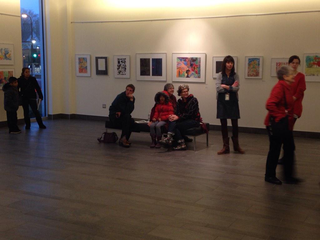 MPSArts's tweet photo. They are arriving for the show! http://t.co/yvdLAB5X78
