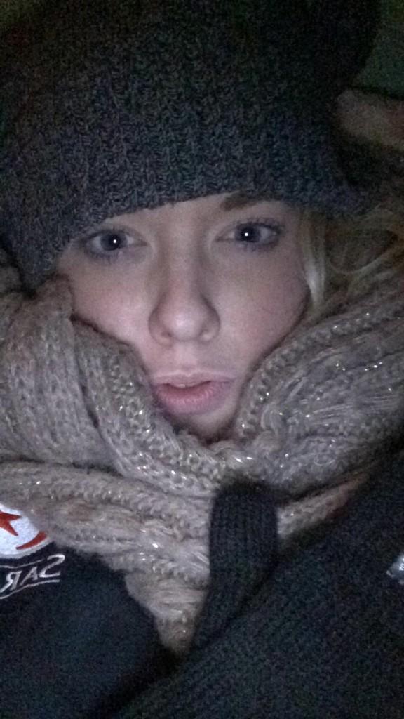 NRachel_Hawkins's tweet photo. Keeping warm!!!!! #SleepOut2014 http://t.co/TLjUWIGaCk